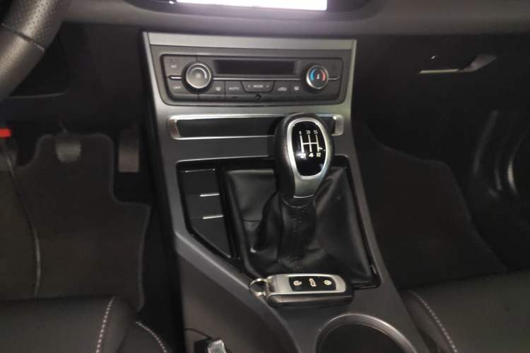 Used Geely Auto Emgrand 2018 1.5L Manual Upward Connect Edition Gear Lever
