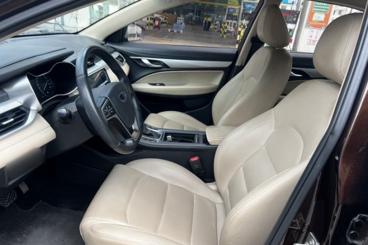 Used Geely Auto Emgrand 2018 1.5L CVT Luxury Model Interior 2