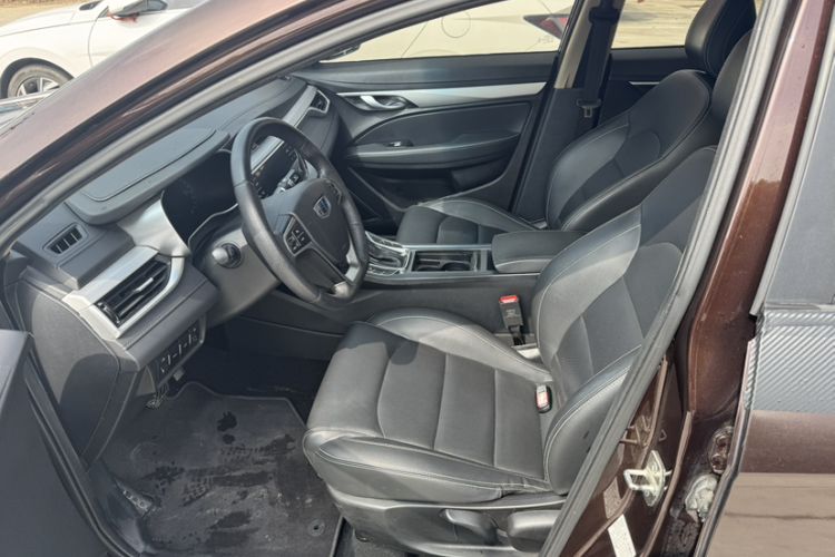 Used Geely Auto Emgrand 2018 1.5L CVT Upward Connect Edition Interior 3
