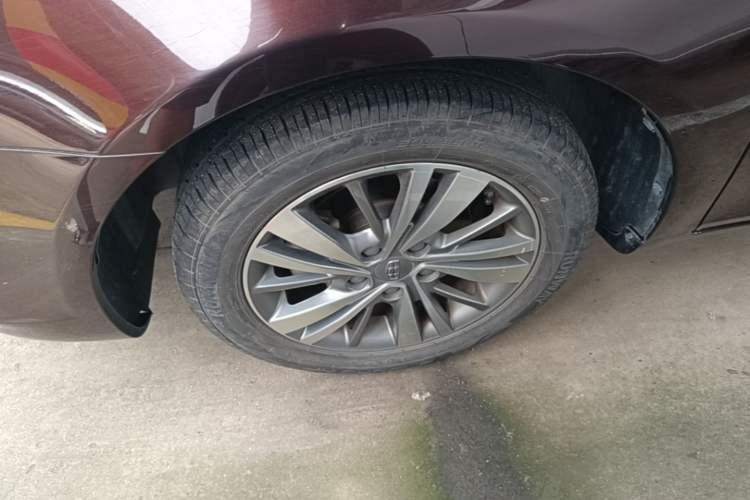 Used Geely Auto Emgrand 2018 1.5L Manual Upward Connect Edition Left Front Wheel Hub