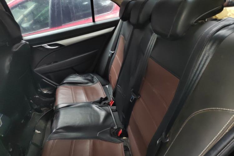 Used Geely Auto Emgrand 2018 1.5L Manual Upward Connect Edition Left Rear Seat
