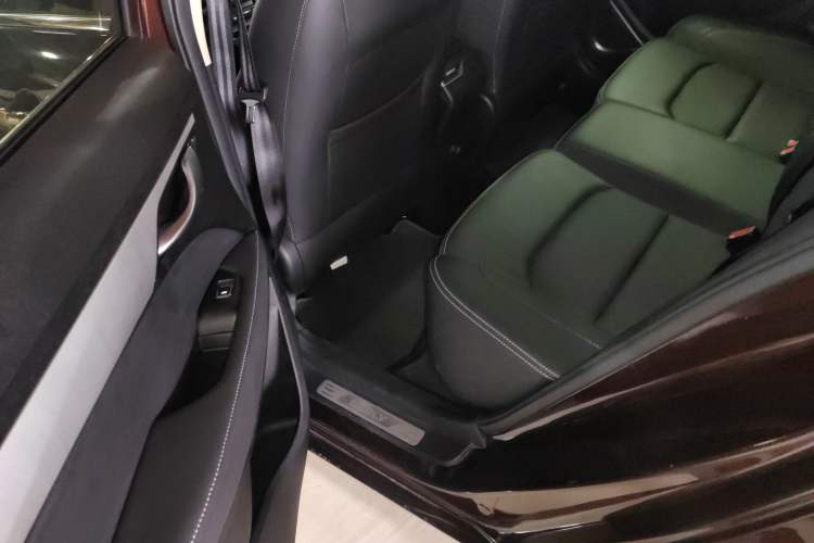 Used Geely Auto Emgrand 2018 1.5L Manual Upward Connect Edition Left Rear Seat