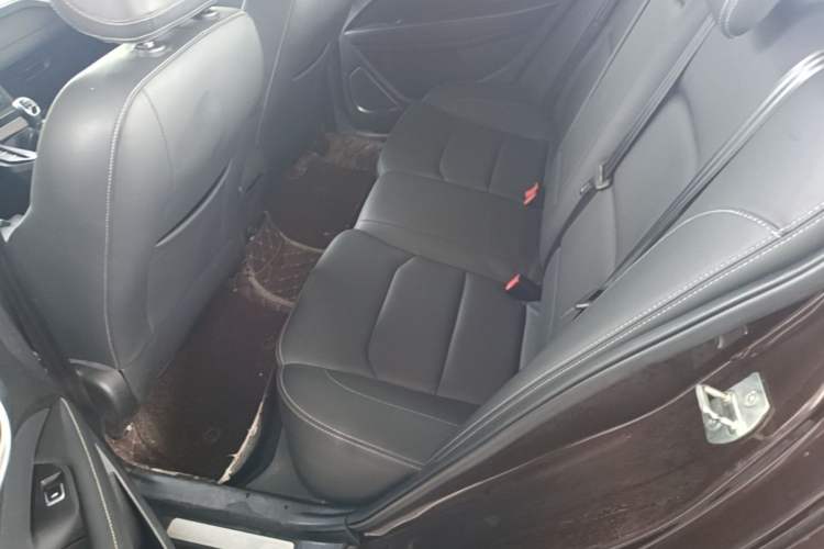 Used Geely Auto Emgrand 2018 1.5L Manual Upward Connect Edition Left Rear Seat