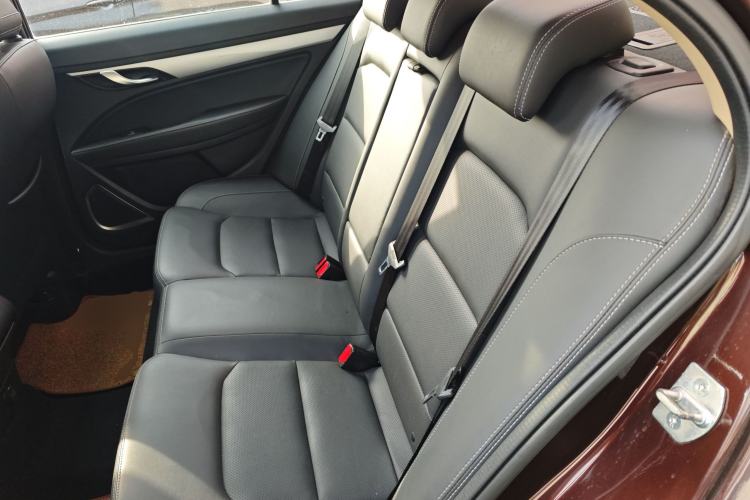 Used Geely Auto Emgrand 2018 1.5L Manual Upward Connect Edition Left Rear Seat
