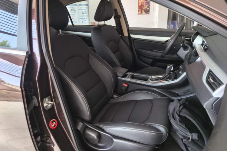 Used Geely Auto Emgrand 2018 1.5L CVT Upward Connect Edition Right Front Seat