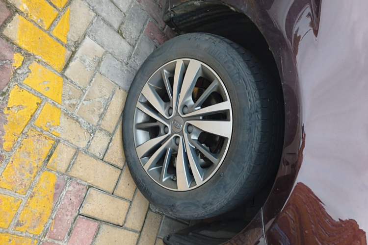 Used Geely Auto Emgrand 2018 1.5L CVT Upward Connect Edition Right Front Wheel Hub