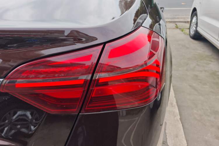 Used Geely Auto Emgrand 2018 1.5L CVT Upward Connect Edition Right Rear Taillight