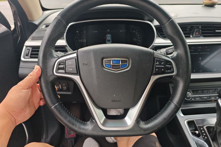 Used Geely Auto Emgrand 2018 1.5L CVT Upward Connect Edition Steering Wheel