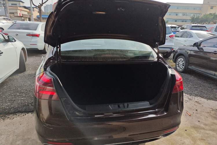 Used Geely Auto Emgrand 2018 1.5L Manual Upward Connect Edition Trunk