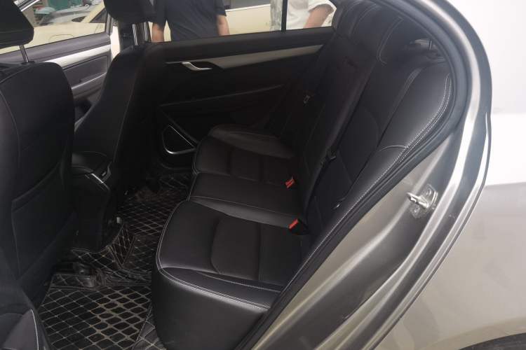 Used Geely Auto Emgrand 2018 1.5L CVT Upward Connect Edition Left Rear Seat