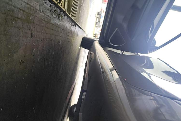 Used Geely Auto Emgrand 2018 1.5L CVT Upward Connect Edition Left Side Sill