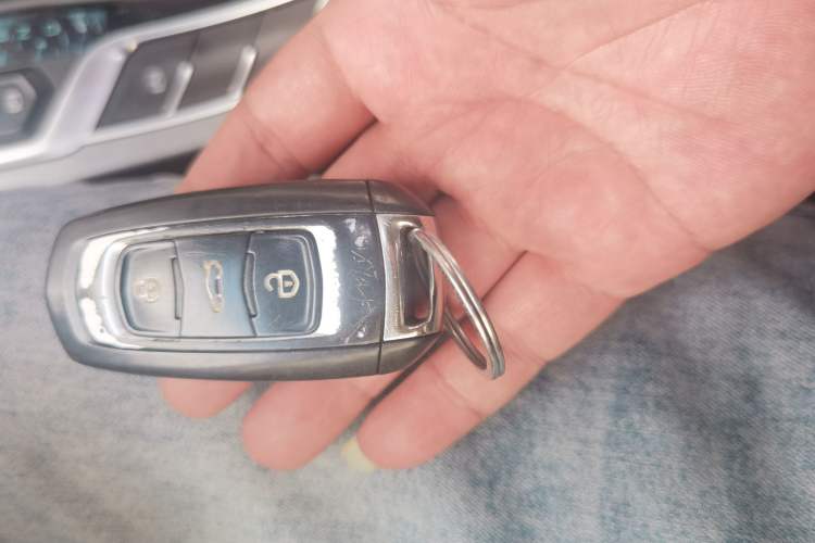 Used Geely Auto Emgrand 2018 1.5L CVT Upward Connect Edition Vehicle Key
