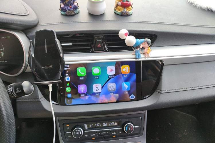 Used Geely Auto Emgrand 2018 1.5L Manual Upward Connect Edition Audio And AC Panel