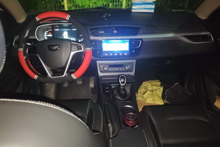 Used Geely Auto Emgrand 2018 1.5L Manual Upward Connect Edition Audio And AC Panel