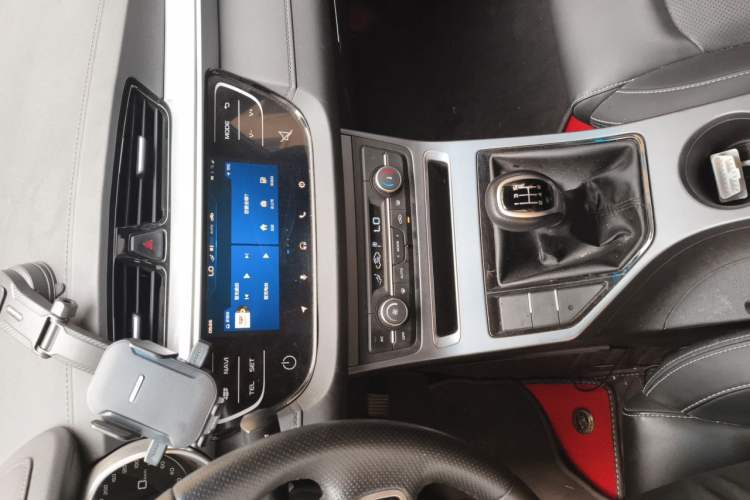 Used Geely Auto Emgrand 2018 1.5L Manual Upward Connect Edition Audio And AC Panel