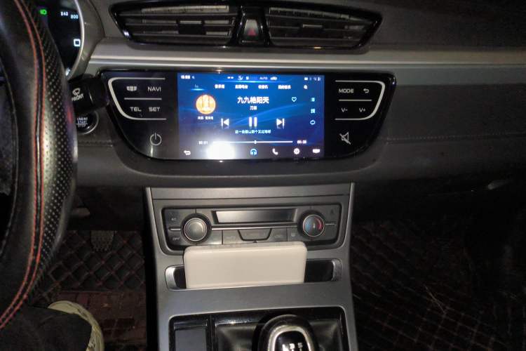 Used Geely Auto Emgrand 2018 1.5L Manual Upward Connect Edition Audio And AC Panel