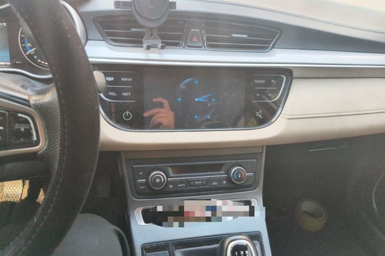 Used Geely Auto Emgrand 2018 1.5L Manual Luxury Model Audio And AC Panel