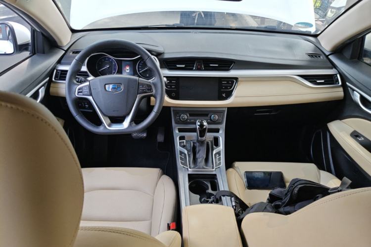 Used Geely Auto Emgrand 2018 1.5L CVT Luxury Model Center Console