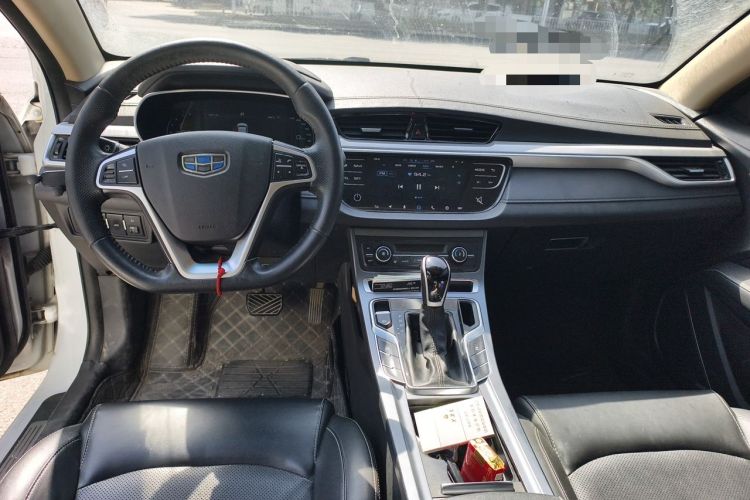 Used Geely Auto Emgrand 2018 1.5L CVT Upward Connect Edition Center Console