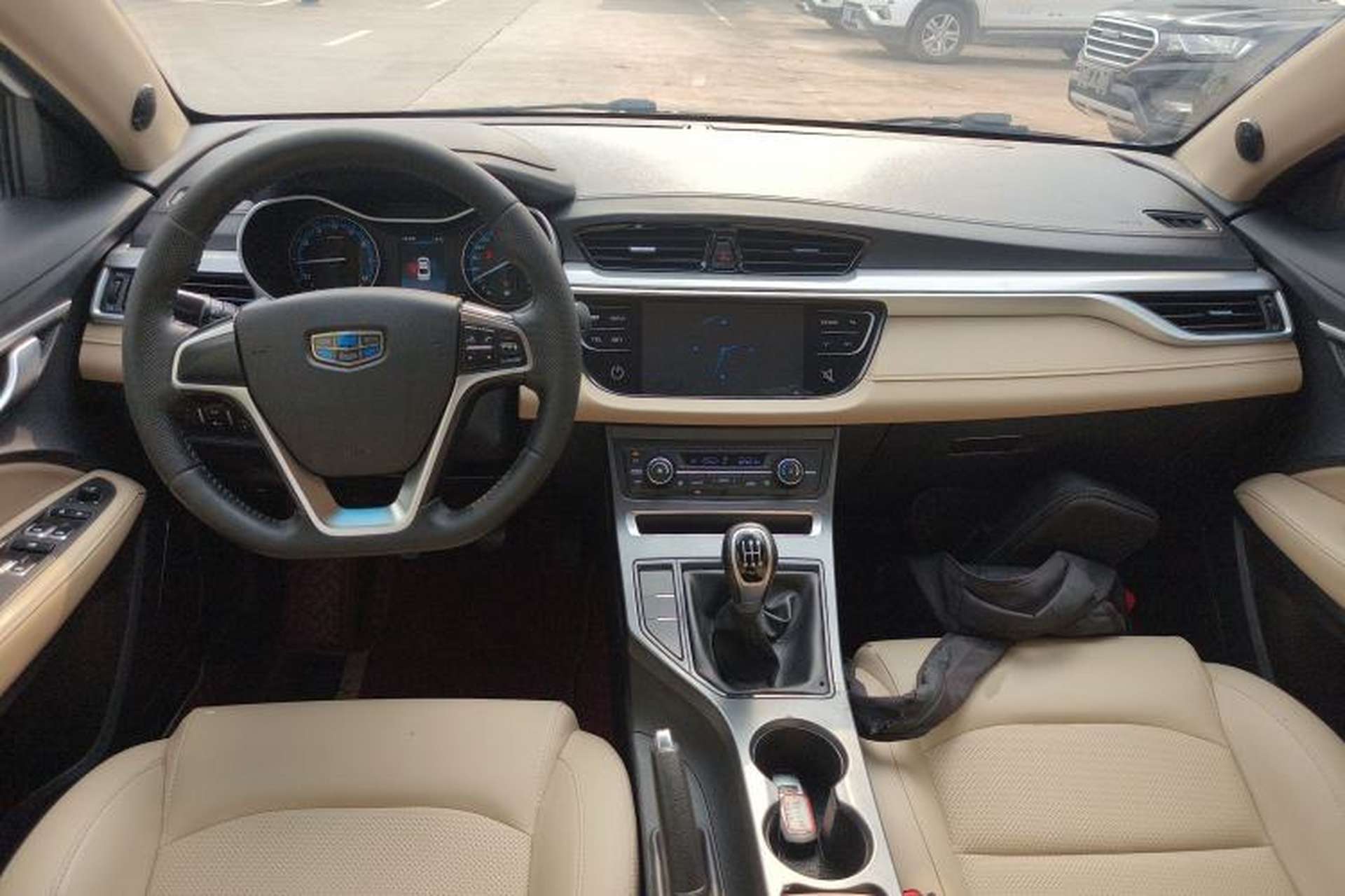 Used Geely Auto Emgrand 2018 1.5L Manual Luxury Model Center Console