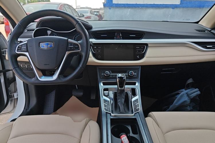 Used Geely Auto Emgrand 2018 1.5L CVT Luxury Model Center Console