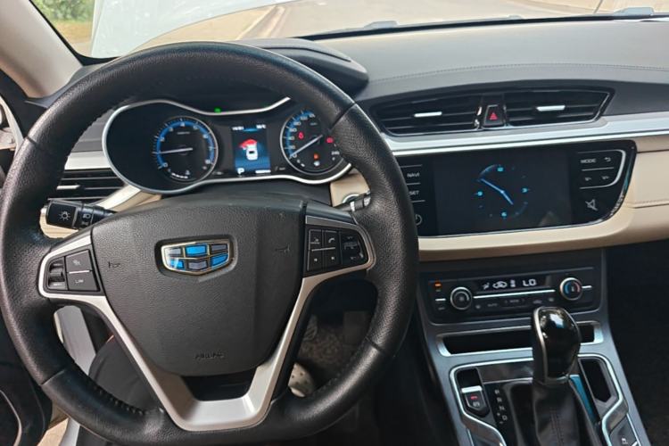 Used Geely Auto Emgrand 2018 1.5L CVT Luxury Model Center Console