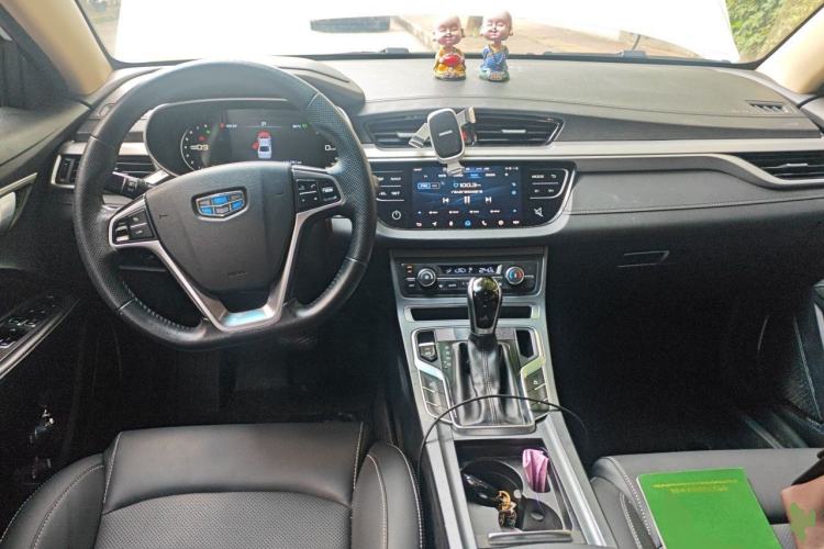 Used Geely Auto Emgrand 2018 1.5L CVT Upward Connect Edition Center Console