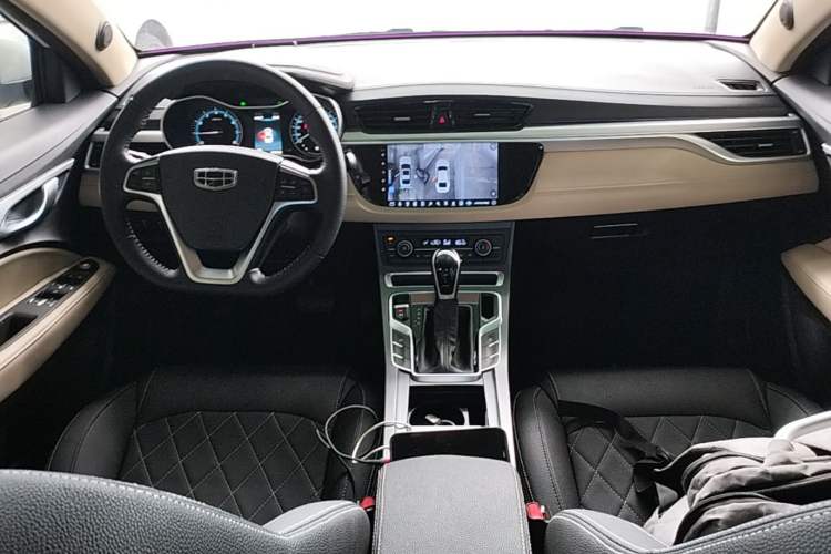 Used Geely Auto Emgrand 2018 1.5L CVT Luxury Model Center Console