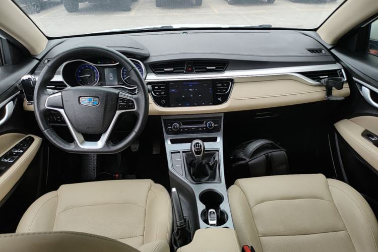 Used Geely Auto Emgrand 2018 1.5L Manual Luxury Model Center Console