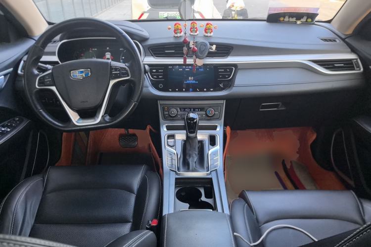 Used Geely Auto Emgrand 2018 1.5L CVT Upward Connect Edition Center Console