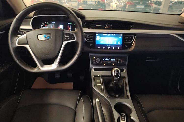 Used Geely Auto Emgrand 2018 1.5L Manual Upward Connect Edition Center Console