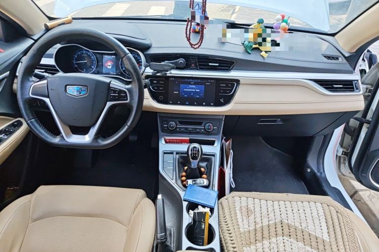 Used Geely Auto Emgrand 2018 1.5L Manual Luxury Model Center Console