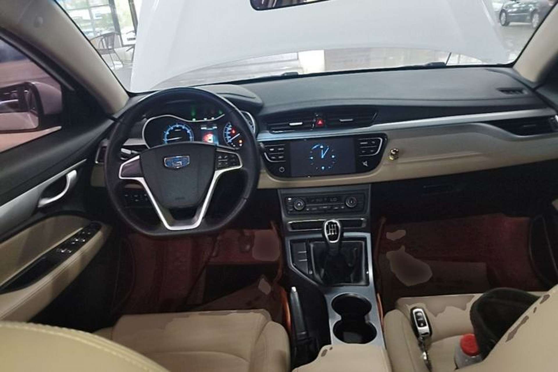 Used Geely Auto Emgrand 2018 1.5L Manual Luxury Model Center Console