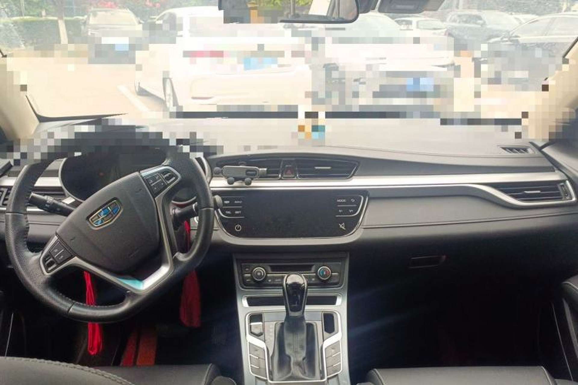 Used Geely Auto Emgrand 2018 1.5L CVT Upward Connect Edition Center Console