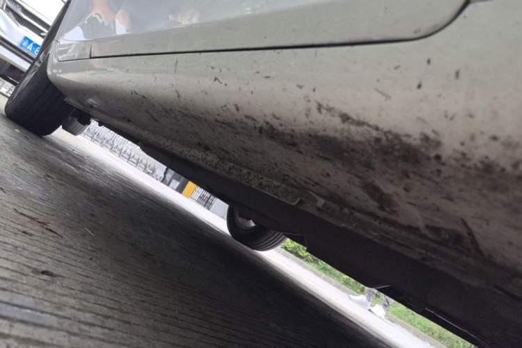 Used Geely Auto Emgrand 2018 1.5L CVT Upward Connect Edition Chassis Front Right