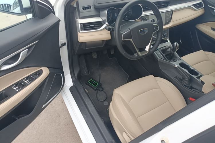 Used Geely Auto Emgrand 2018 1.5L Manual Luxury Model Driver Seat