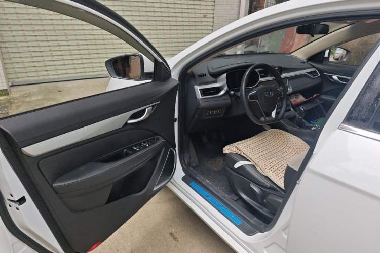Used Geely Auto Emgrand 2018 1.5L Manual Upward Connect Edition Driver Seat