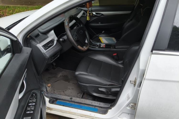 Used Geely Auto Emgrand 2018 1.5L CVT Upward Connect Edition Driver Seat