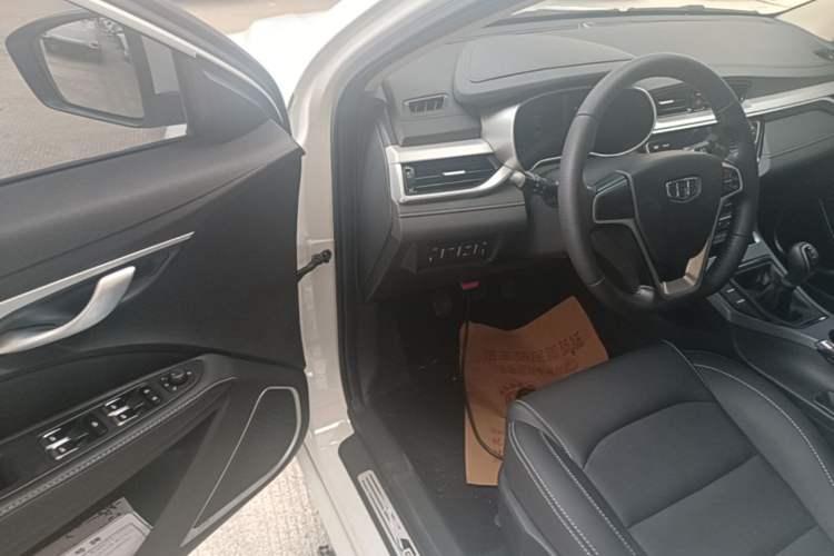 Used Geely Auto Emgrand 2018 1.5L Manual Upward Connect Edition Driver Seat