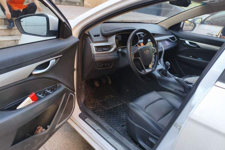 Used Geely Auto Emgrand 2018 1.5L Manual Upward Connect Edition Driver Seat