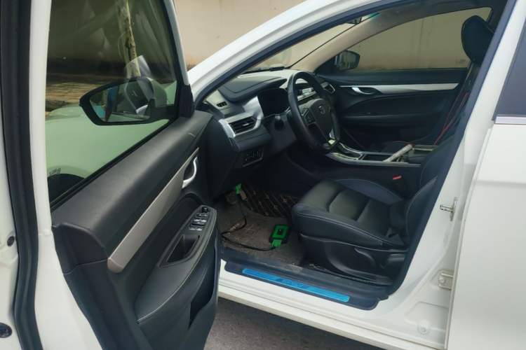 Used Geely Auto Emgrand 2018 1.5L CVT Upward Connect Edition Driver Seat