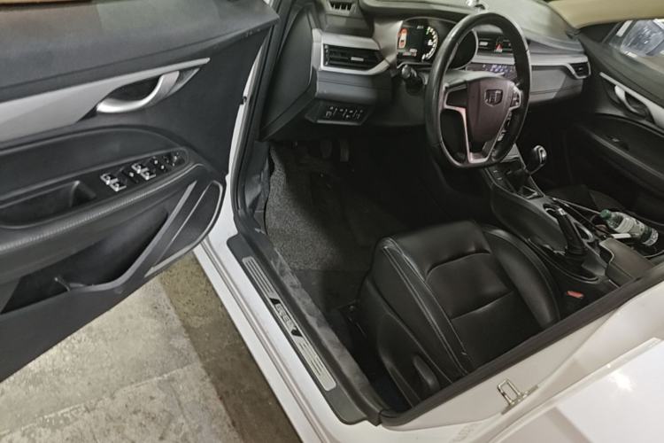 Used Geely Auto Emgrand 2018 1.5L Manual Upward Connect Edition Driver Seat