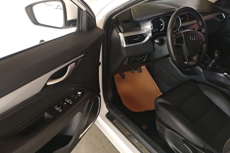 Used Geely Auto Emgrand 2018 1.5L Manual Upward Connect Edition Driver Seat