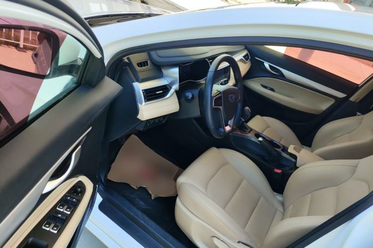 Used Geely Auto Emgrand 2018 1.5L Manual Luxury Model Driver Seat