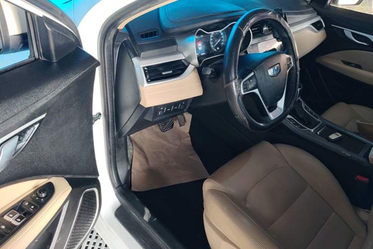 Used Geely Auto Emgrand 2018 1.5L CVT Luxury Model Driver Seat