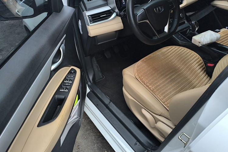 Used Geely Auto Emgrand 2018 1.5L Manual Luxury Model Driver Seat
