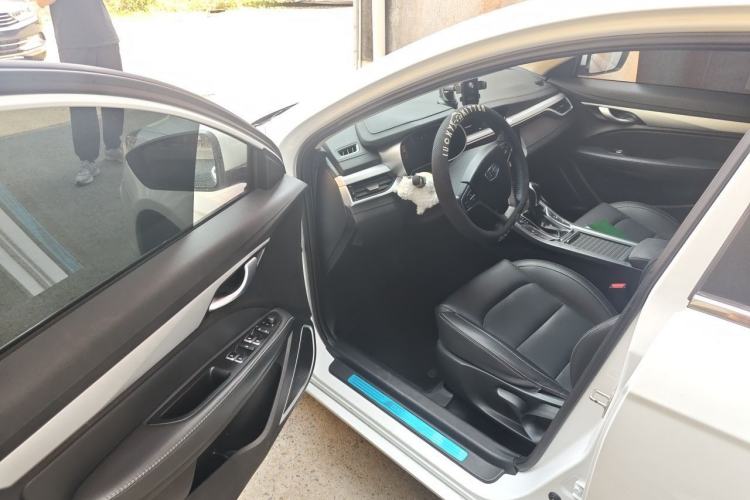 Used Geely Auto Emgrand 2018 1.5L CVT Upward Connect Edition Driver Seat