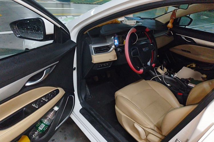 Used Geely Auto Emgrand 2018 1.5L Manual Luxury Model Driver Seat