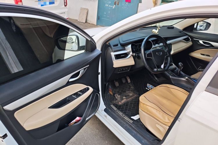Used Geely Auto Emgrand 2018 1.5L Manual Luxury Model Driver Seat