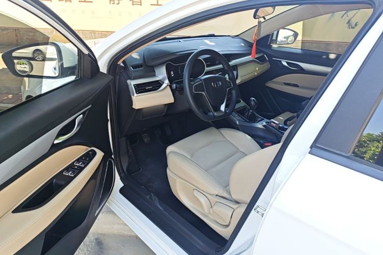 Used Geely Auto Emgrand 2018 1.5L Manual Luxury Model Driver Seat